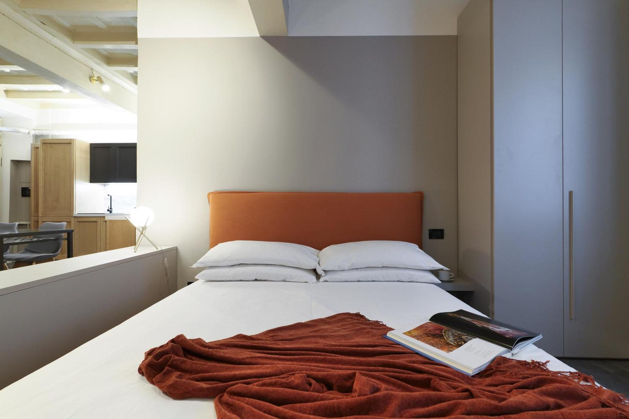 Contempora - Ampio Monolocale Medici 7 * Milán